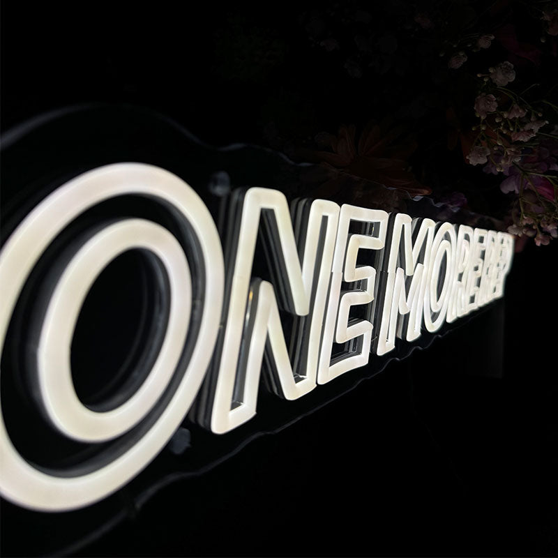 Cartel neon One More Rep