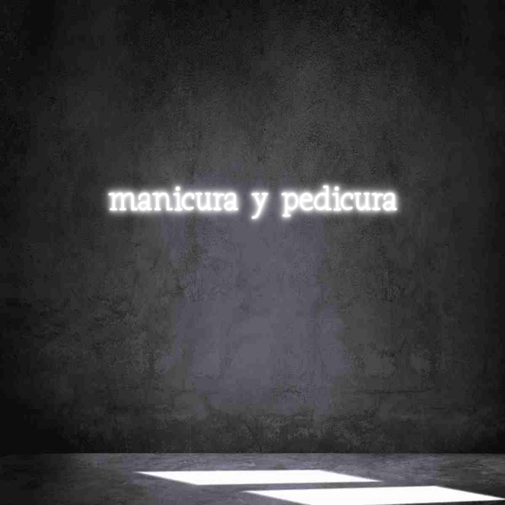 Neon personalizado: manicura y pe...