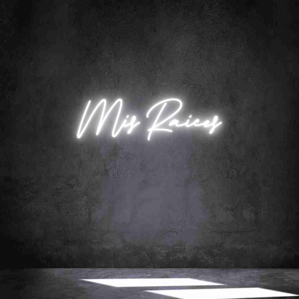 Neon personalizado: Mis Raices