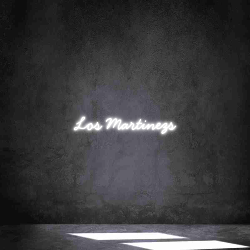 Neon personalizado: Los Martinezs