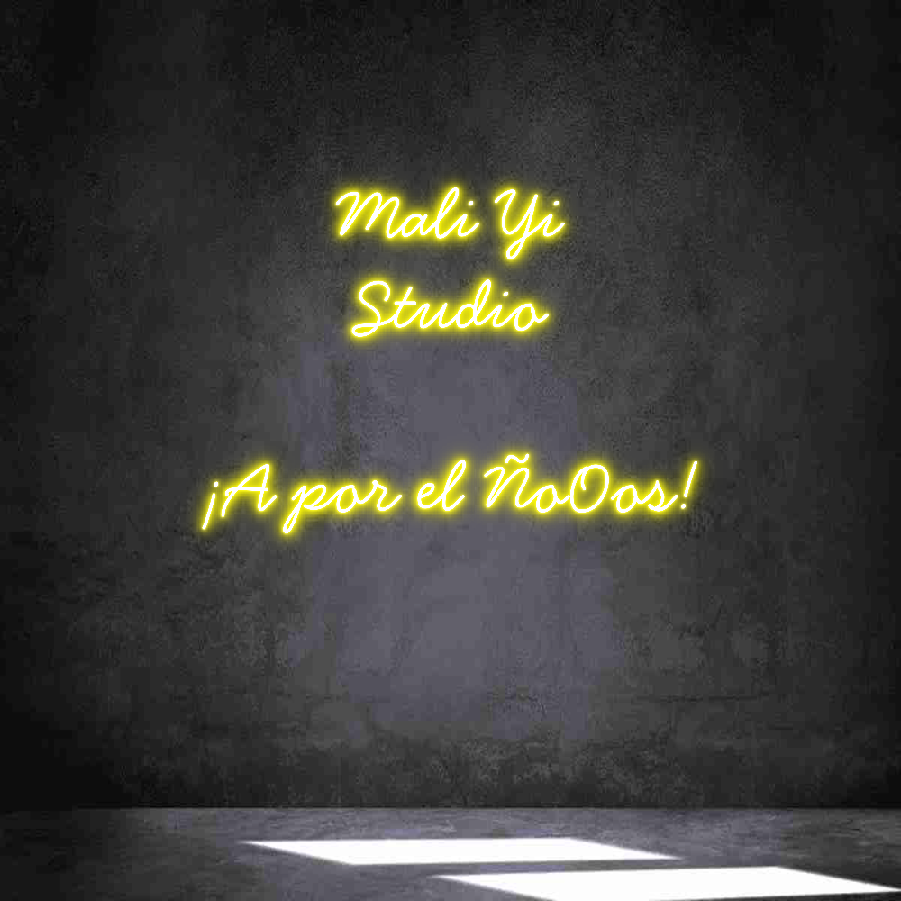 Neon personalizado: Mali Yi
Stud...