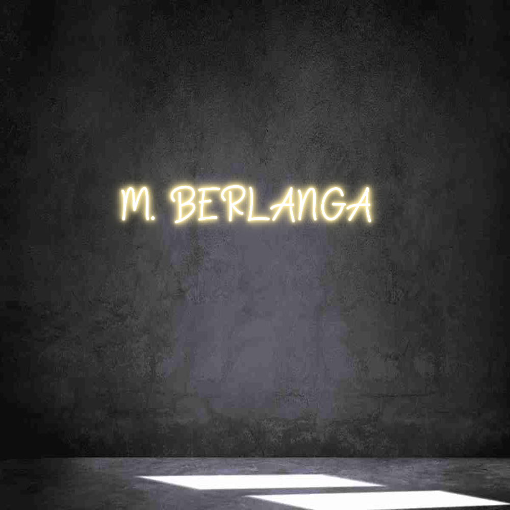 Neon personalizado: M. BERLANGA