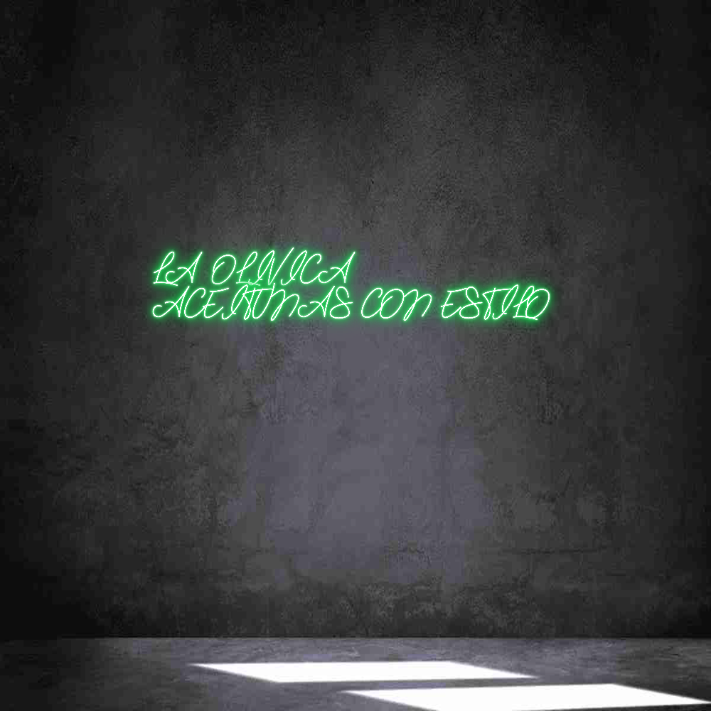 Neon personalizado: LA OLIVICA
...