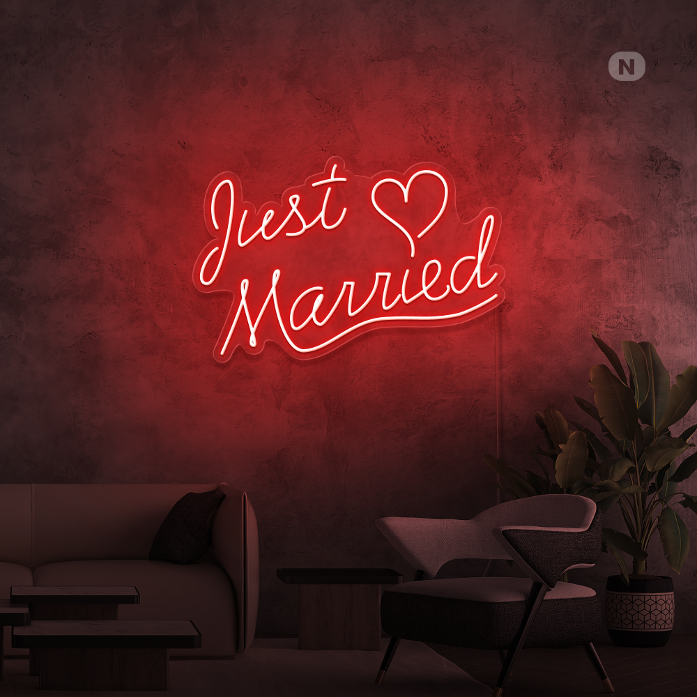 Cartel neon Just Married