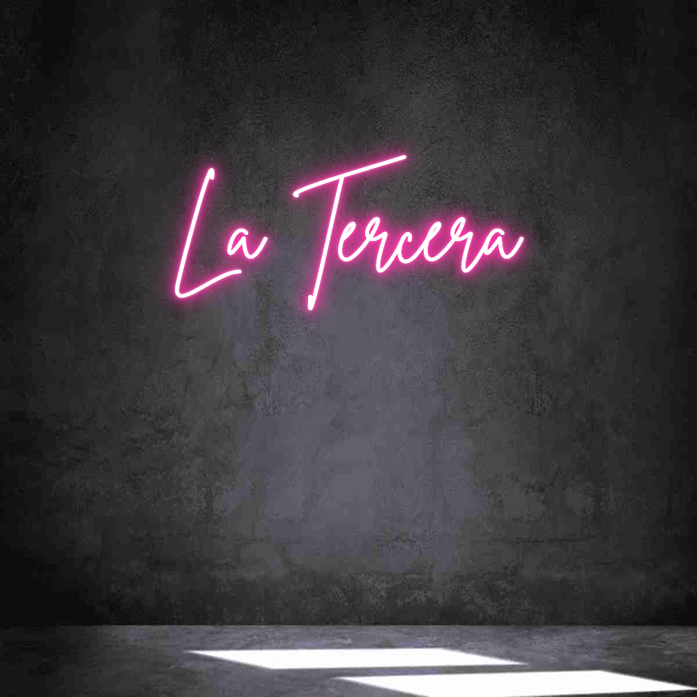 Neon personalizado: La Tercera