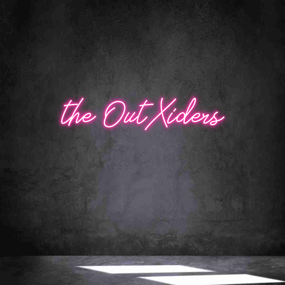 Neon personalizado: the OutXiders