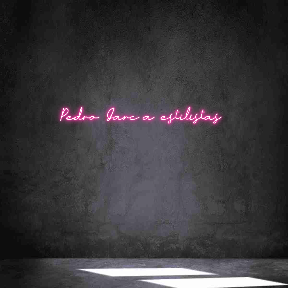 Neon personalizado: Pedro García ...
