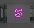 letras-de-neon-s-rosa-neon